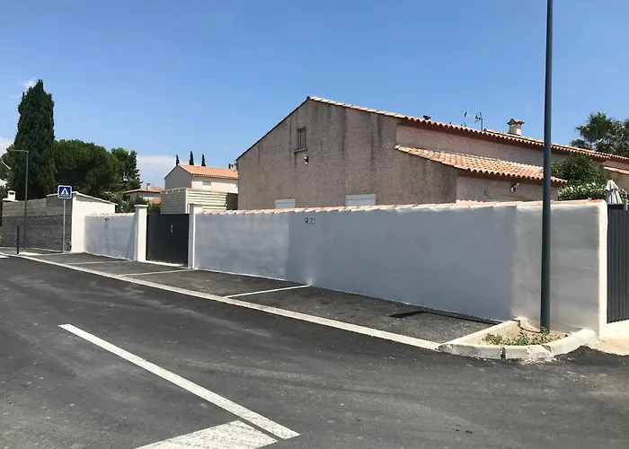 Gite De Larmonys